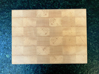 Planche à découper en bois de bout (8 variantes disponibles)