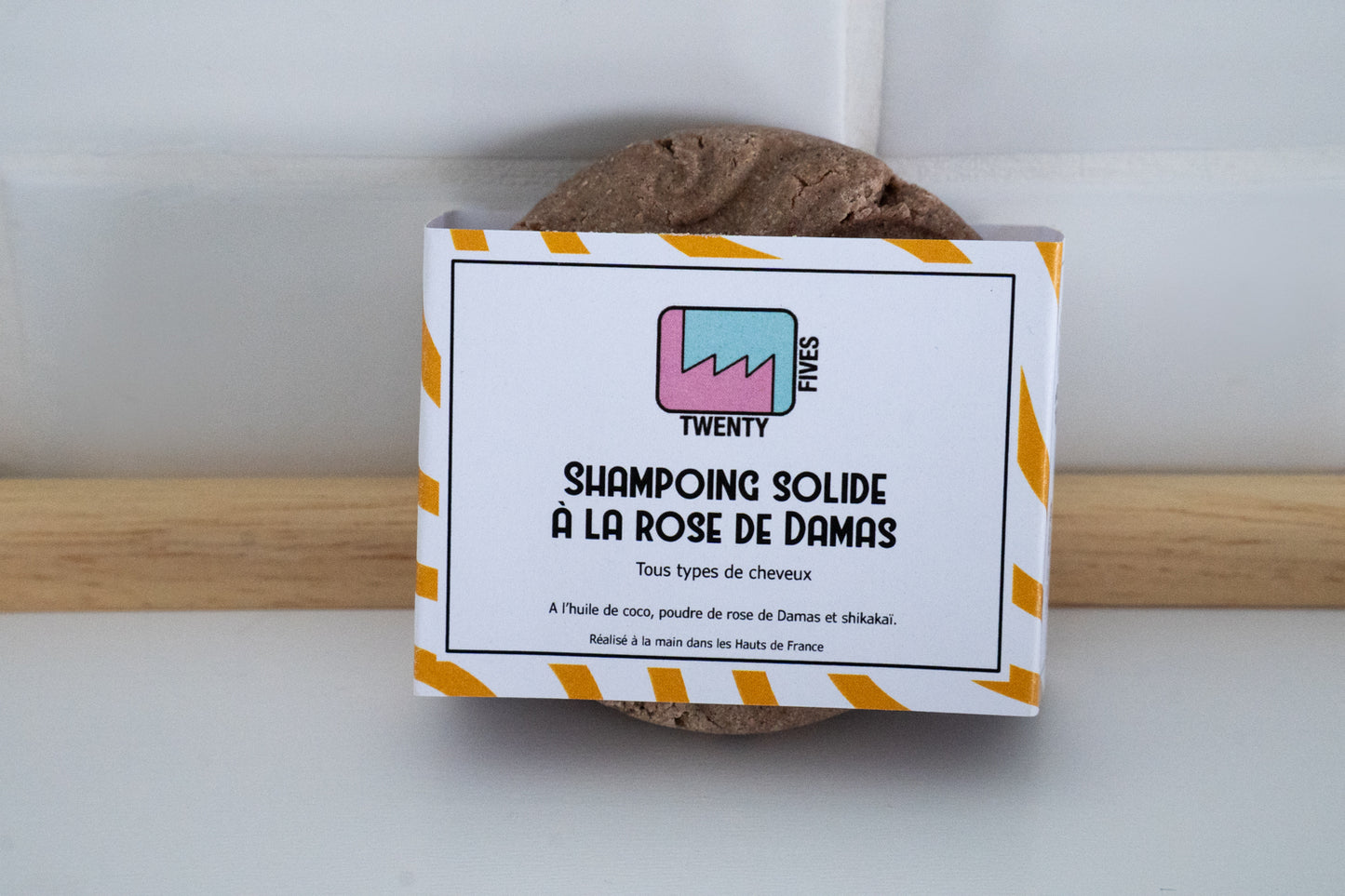 Shampoing solide à la rose de Damas et Shikakaï