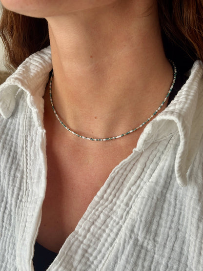 Colliers ronds perlés (4 variantes disponibles)